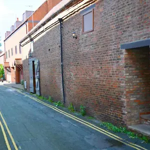 Loaf 1 At The Old Granary, Centre Of Apartment